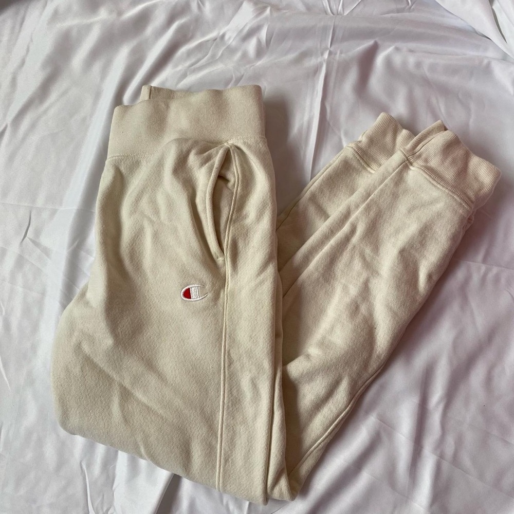 ☁️🤍VINTAGE cream champion sweat pants!!!